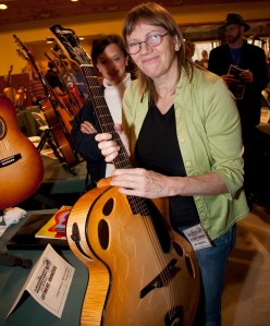 Linda Manzer with one of her Archtops. Photo © Jay Rosenblatt